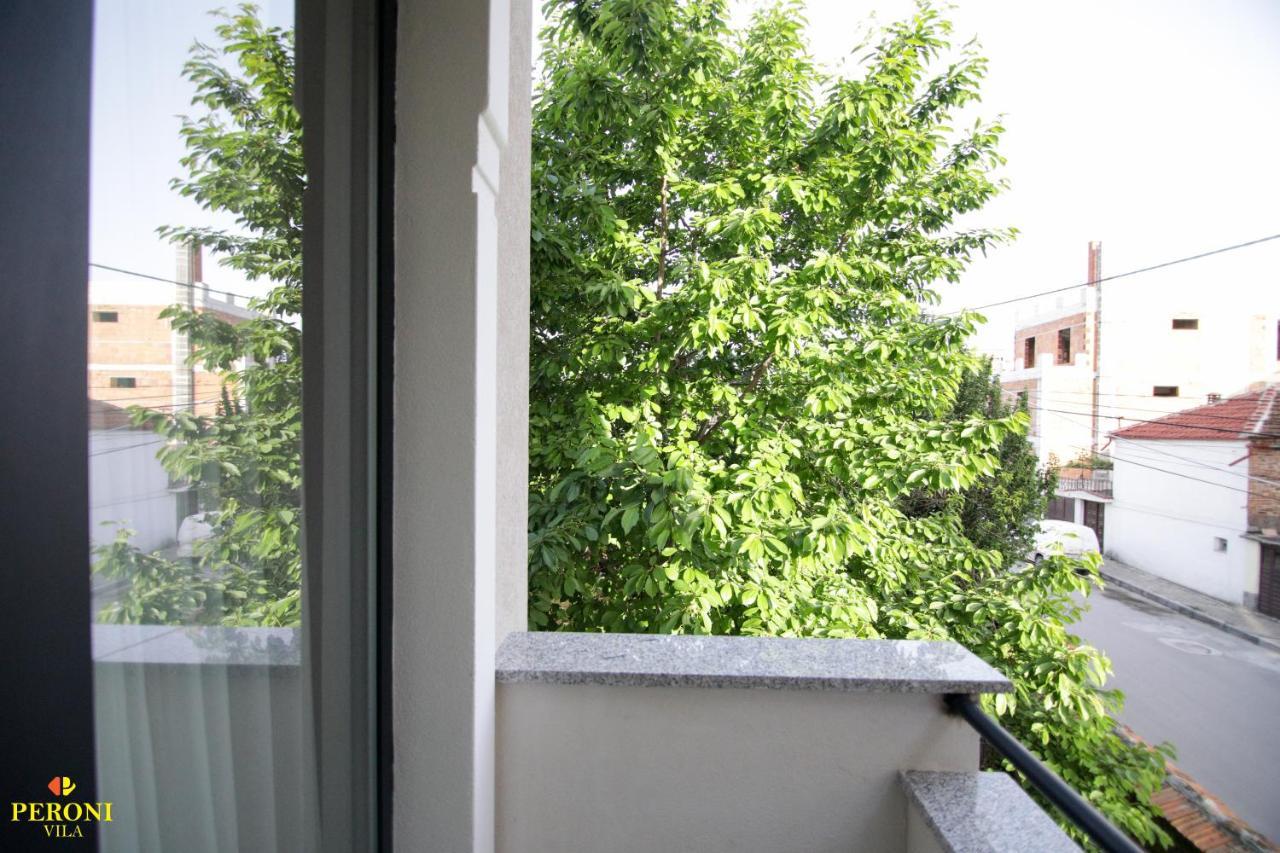 Hotel Peroni Korce Buitenkant foto